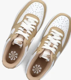 camel nike lage sneakers court vision low wmnsl