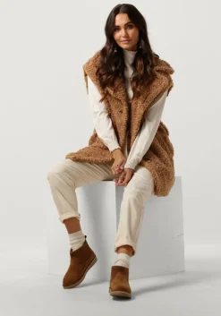 cognac notre-v gilet belted teddy gilet