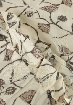 creme baje studio korte broek rosa