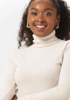 creme summum coltrui turtle neck sweater