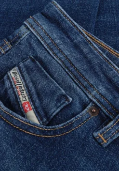 donkerblauwe diesel straight leg jeans 2004 d-joy