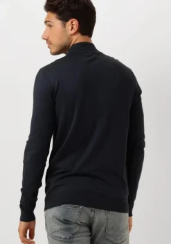 donkerblauwe pure path coltrui essential knit mockneck sweater