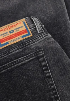 donkergrijze diesel wide jeans 1978 d-akemi