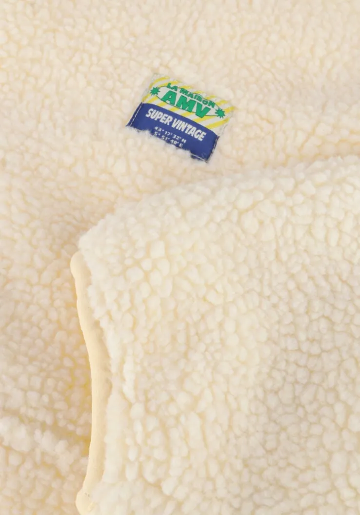 ecru american vintage faux fur jas hoktown woman