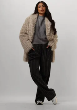 ecru beaumont faux fur jas kaia