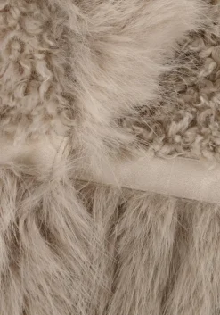 ecru beaumont faux fur jas kaia