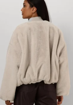 ecru beaumont jack max