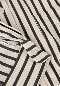 ecru catwalk junkie blouses cropped button up blouse