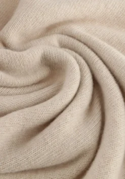 gebroken wit the goodpeople trui kobe