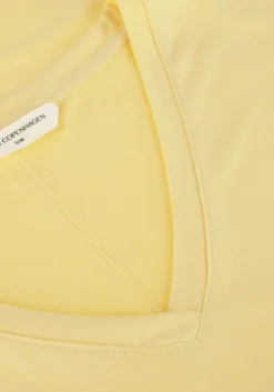 gele msch copenhagen t-shirt mschfenya modal v neck tee