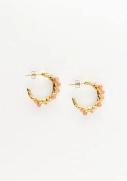 goudkleurig notre-v oorbellen omss22-009