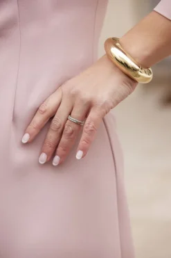 goudkleurig omoda atelier armbanden x bo - bangle