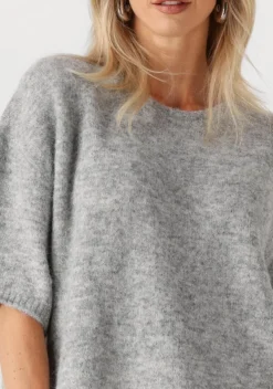 grijze edited trui kristine