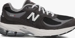 grijze new balance lage sneakers gc2002