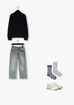 grijze new balance lage sneakers pc2002