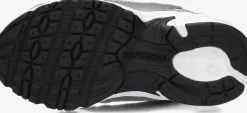 grijze new balance lage sneakers iz530