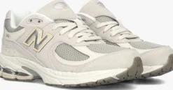 grijze new balance lage sneakers gc2002