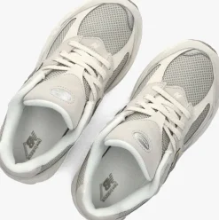 grijze new balance lage sneakers gc2002