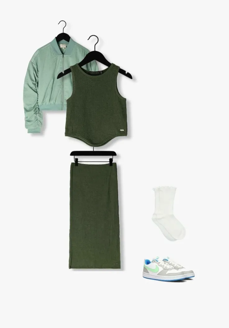 grijze nike lage sneakers court borgough low recraft