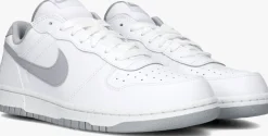 grijze nike lage sneakers big nike low