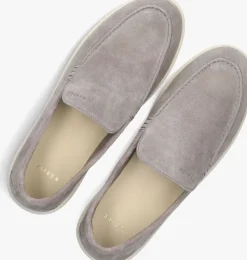 grijze nubikk loafers joro mio