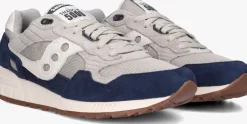 grijze saucony lage sneakers shadow 5000 m