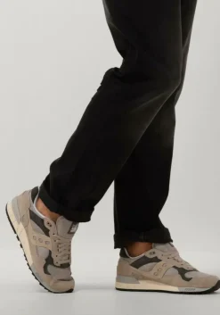 grijze saucony lage sneakers shadow 5000 w