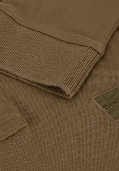 groene boss orange polo passerby