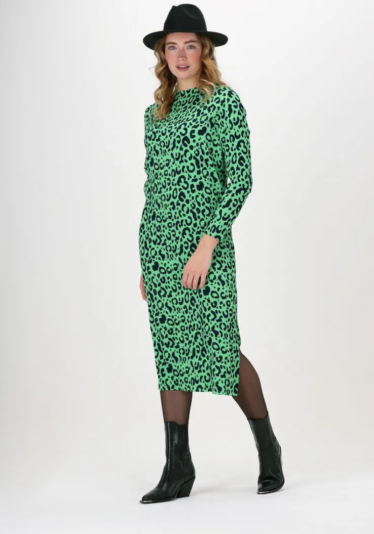groene neo noir midi jurk vogue simple leo dress