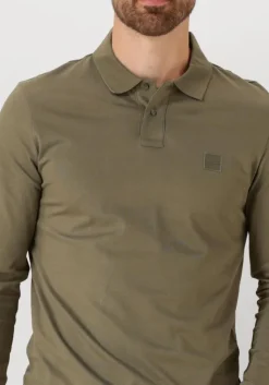 khaki boss orange polo passerby