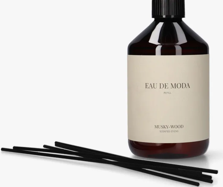 kleur n.v.t. eau de moda refills navulling geurstokjes 500ml