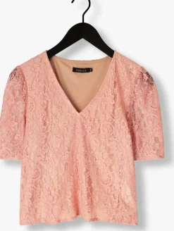 koraal ydence top top josephine