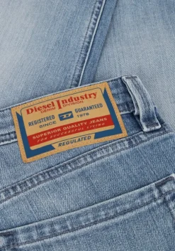 lichtblauwe diesel straight leg jeans 1985 larkee