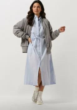 lichtblauwe knit-ted midi jurk lisette