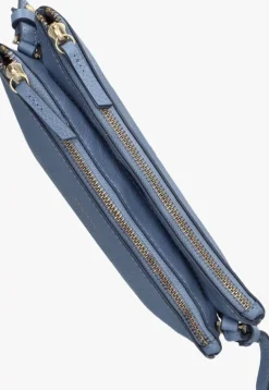 lichtblauwe loulou essentiels schoudertas camille