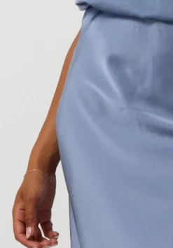 lichtblauwe neo noir midirok bovary skirt