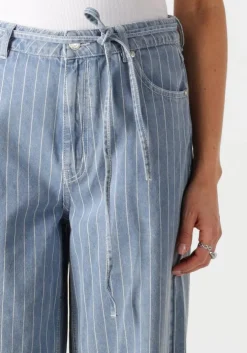 lichtblauwe second female straight leg jeans layne jeans