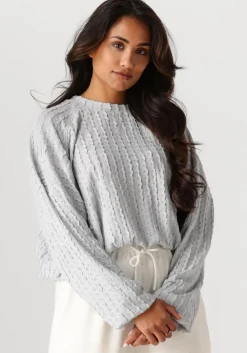 lichtblauwe studio amaya trui lucie top