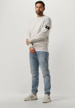 lichtgrijze calvin klein sweater badge crew neck
