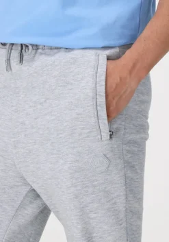 lichtgrijze cruyff joggingbroek aimar pant - 280 gsm brushback woven overlayers