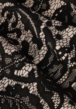 lichtroze vanilia mini jurk lace shift dress