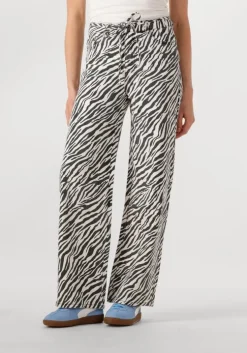 multi moves mom jeans adanna jeans 4228