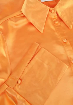 oranje colourful rebel mini jurk mette satin wrap dress