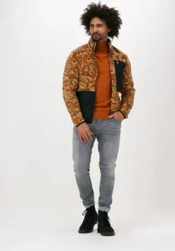 oranje lyle & scott coltrui roll neck jumper