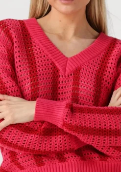 rode colourful rebel trui lizza crochet stripe v-neck sweater