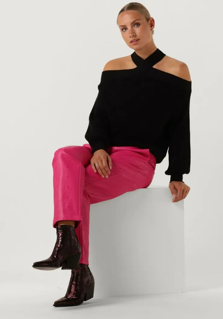 roze alix the label pantalon logo fo leather pants