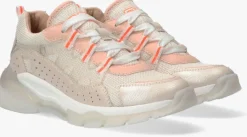 roze braqeez lage sneakers gwen genna