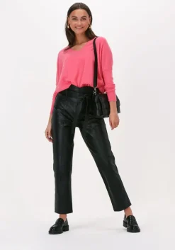 roze not shy trui faustine