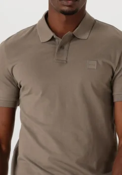 taupe boss orange polo passenger