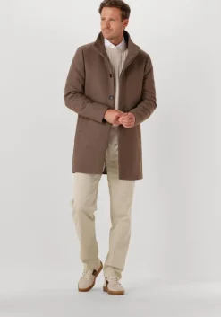 taupe matinique mantel harvey